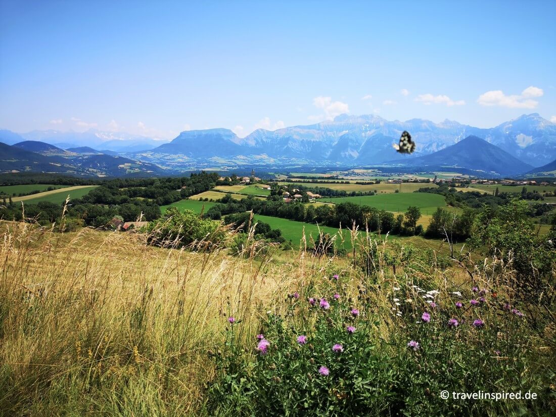 Idyllische Landschaft in Trieves, Roadtrip Alpen Frankreich Tipps & Highlights