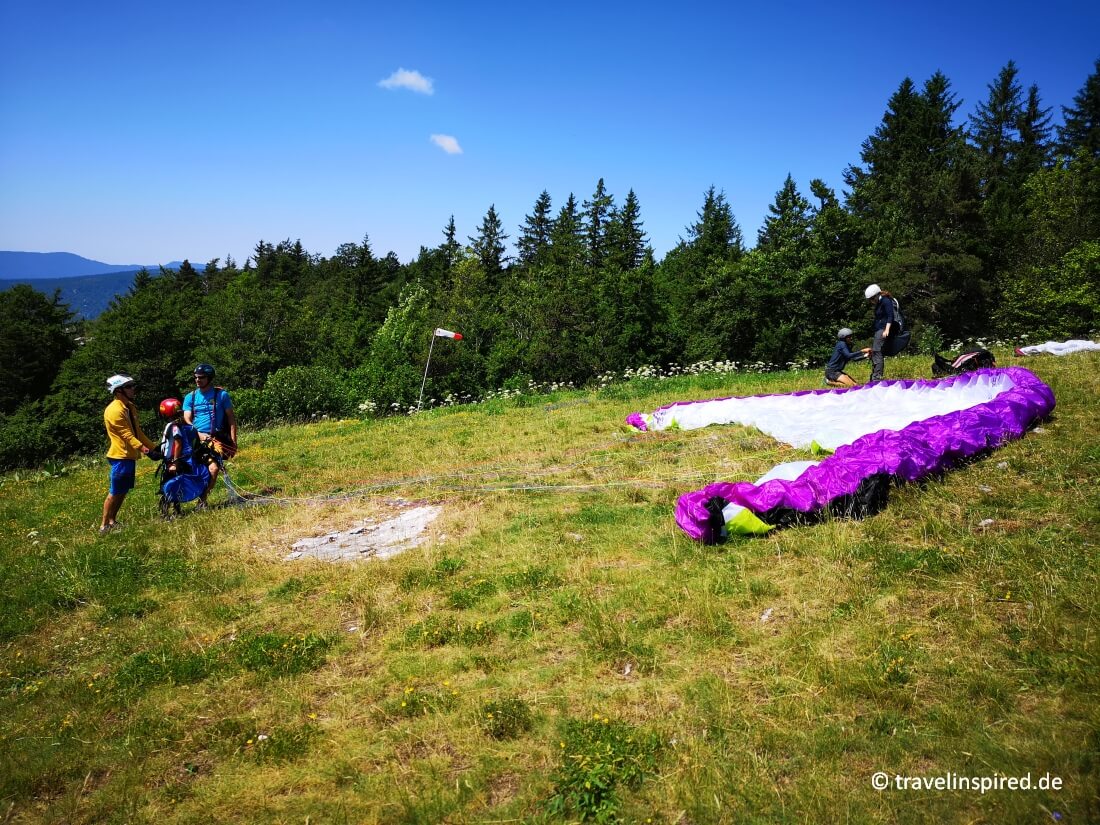 Gleitschirmfliegen französische Alpen nahe Grenoble, Urlaubs Tipp Paragliden Tandemflug Lens-en-Vercors