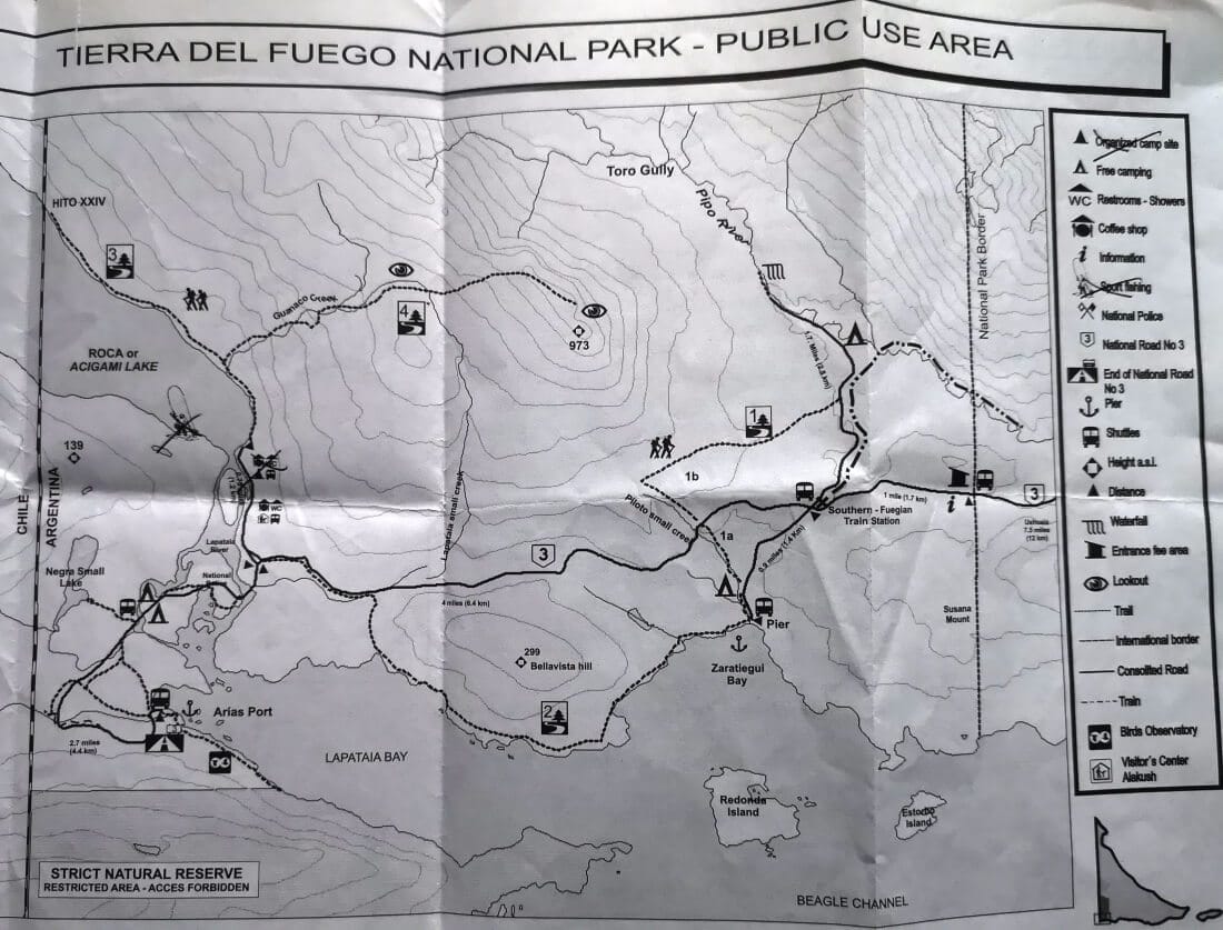 Wanderkarte Tierra del Fuego Nationalpark, Karte mit Wanderungen, Campingplätzen und Bushaltestellen, Urlaub auf Feuerland Argentinien