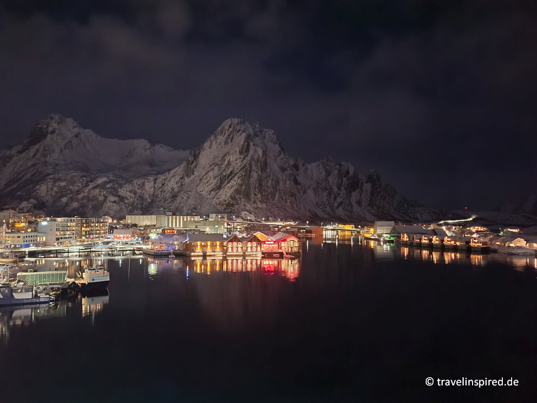 Svolvær Lofoten bei Nacht, Postschiffreise Norwegen
