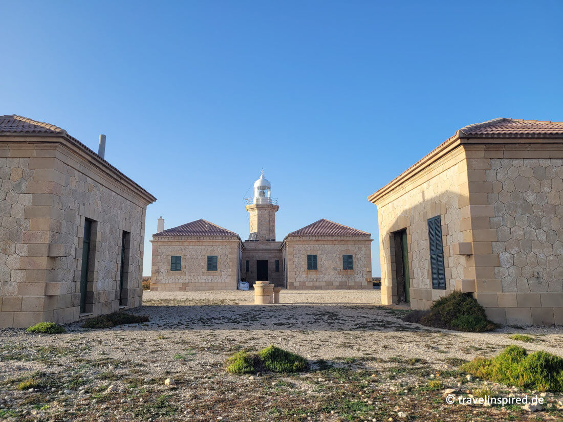 Leuchtturm Far de Punta Nati, Sehenswürdigkeiten Menorca, Spanien Urlaub